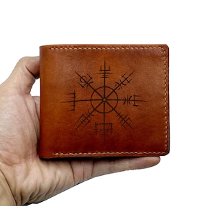 Cartera de cuero de primera calidad con brújula vikinga para hombre, billetera de cuero genuino de vaca con tres pliegues, regalo para él, billetera personalizada de regalo de Navidad, billetera vikinga
