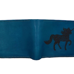 Cartera de cuero premium con diseño de unicornio en mosaico, cartera unisex con diseño de unicornio hecha a mano, nueva cartera de regalo con diseño de animal de cuento de hadas, nueva cartera de cuero con tres pliegues para Navidad