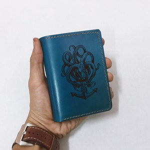 Cartera de cuero premium Squid Anchor, idea de regalo de cartera de cuero genuino Anchor, cartera de cuero triple hecha a mano personalizada, nueva cartera navideña