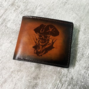 Portefeuille homme en cuir premium portrait squelette de pirate, portefeuille à trois volets fait main capitaine de navire, idée cadeau Noël portefeuille à trois volets en cuir
