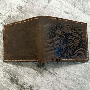 Cartera de cuero genuino encerado con estampado de águila y prensado hidráulico, cartera premium hecha a mano, cartera de gamuza que nunca se descolora, regalo navideño único de animales para él