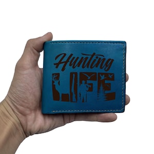Carteira de couro premium de caligrafia de caça/carteira de couro personalizada com paisagem de caça/carteira de couro tripla feita à mão de Natal, presente para ele