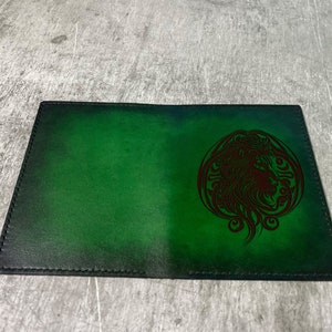 Cartera de cuero premium con círculo de león celta, cartera de piel de vaca genuina hecha a mano, regalo de billetera de animal antiguo vikingo, billetera de hombre de Navidad
