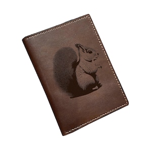 Portefeuille en cuir véritable minimaliste détaillé d'art de dessin d'écureuil, portefeuille en cuir de qualité supérieure, cadeau fait main pour les amoureux des animaux, portefeuille de Noël