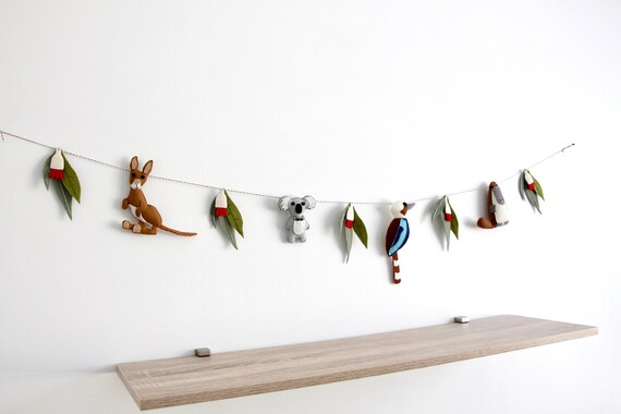 animal garland for nursery