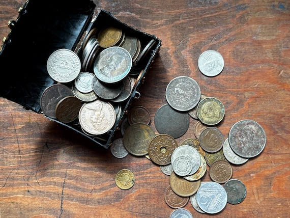 Pirate Treasure Chest: 100 Vintage World Coins, Authentic Loot