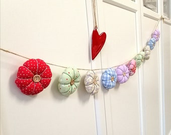 Garland of fabric flowers - DIY sewing KIT and/or live online course