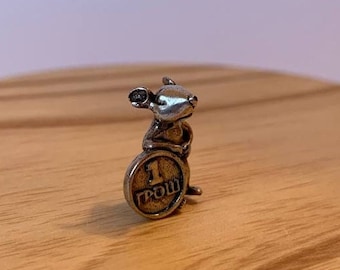 Handmade Mouse and Coins, Charm Mouse, Wallet Purse Mouse, Small Silver Mouse Rat, Talisman for Wealth, Wallet Talisman, Figurine Mouse
