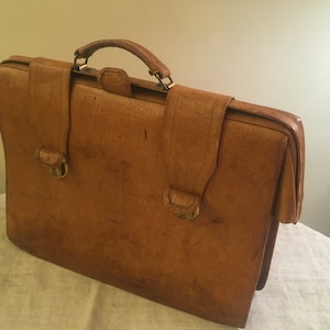 Vintage Leather Briefcase, Leather Briefcase, Vintage Briefcase, Briefcase, Suitcase, Case, Carpetbag, Valise, Bag, Antique Bag, USSR Bag