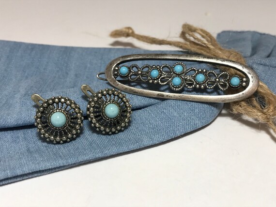 Jewerly Set Earrings and Barrette