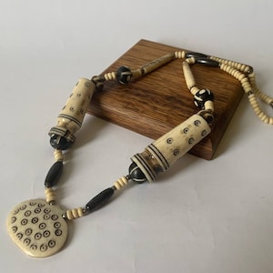 Handmade Bone Necklace, African Necklace, Bone Beads, Bone Necklace, Bone Jewerly, Bone Accessory, Hand Carved Bone Beads Necklace