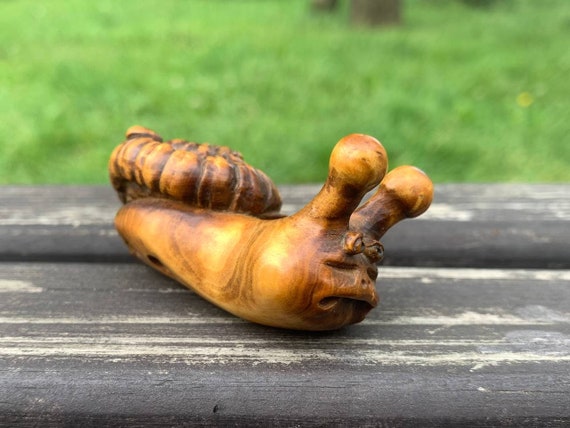 Two Japanese Candlesticks in Bronze as Bamboo with Fauna and Snails Two Japanese Candlesticks in Bronze as Bamboo with Fauna and Snails