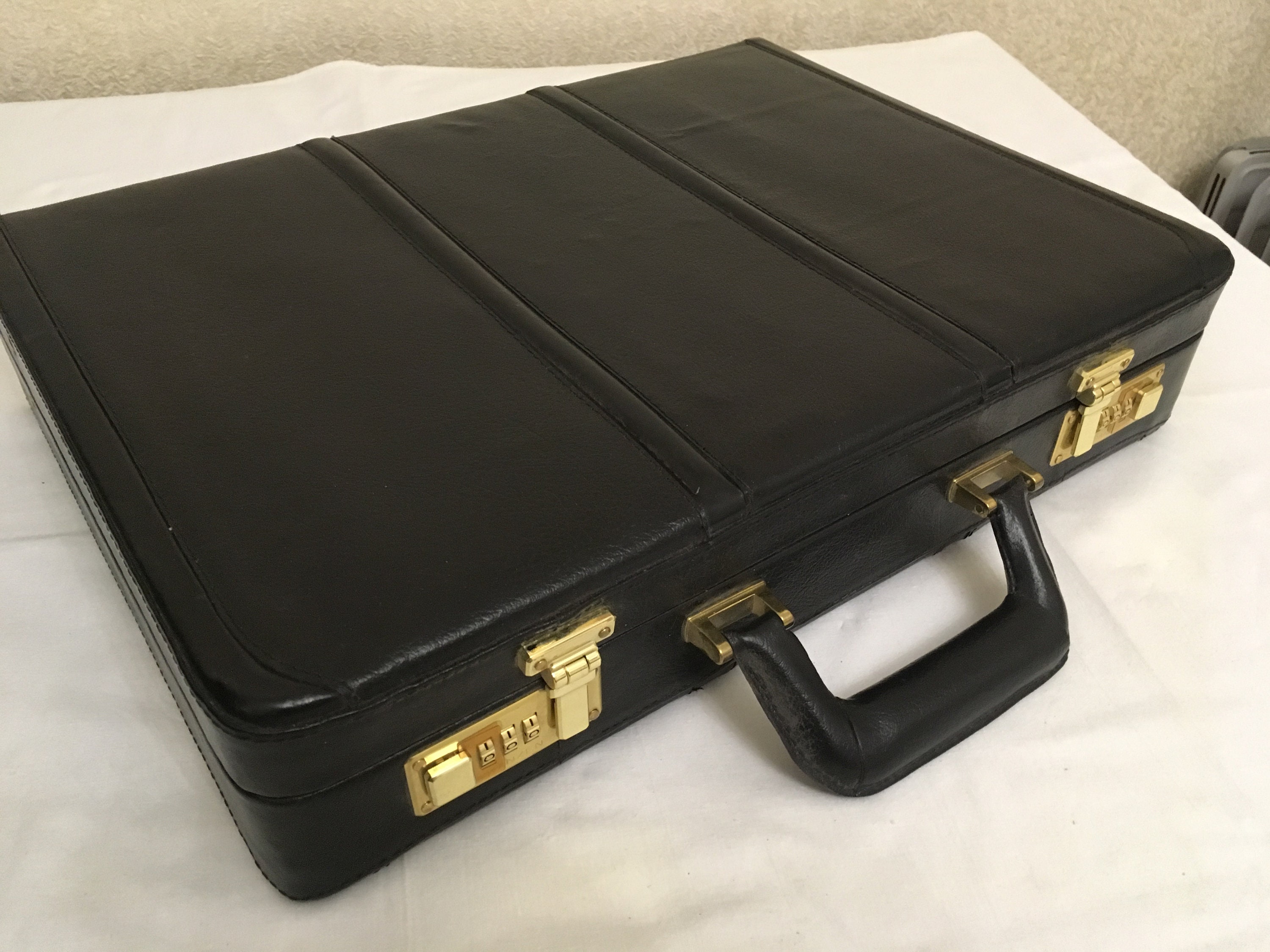 Vintage Leather Briefcase Leather Briefcase Vintage Briefcase Briefcase Suitcase Case Carpetbag Valise Bag Antique Bag Diplomat Etsy