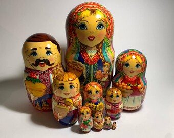 Handmade Nesting Doll, 10 Nesting Doll, Hand Painted Nesting Doll, Nesting Doll Family, Nesting Doll Family