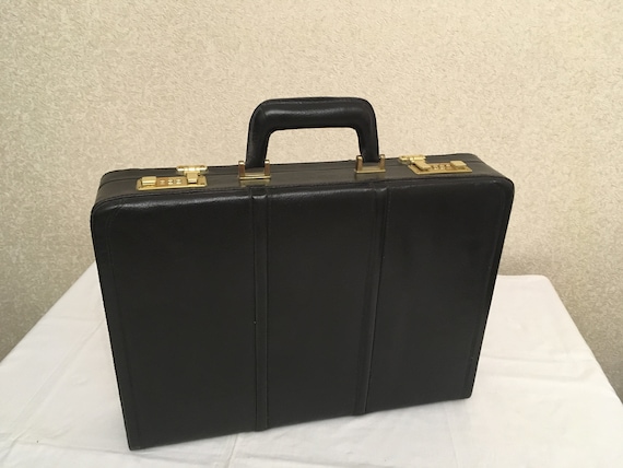 diplomat suitcase