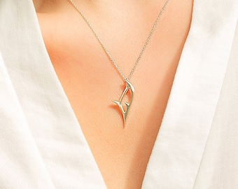 Anemone Handmade Silver Minimal Necklace, Classy and Elegand Small Pendant.