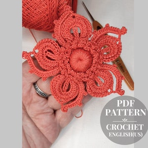 かぎ針編みの花のパターン。アイルランドのレースの花のモチーフ。かぎ針編みの花のパターン。手作りの花のアップリケのかぎ針編みのパターン。かぎ針編みのチュートリアル。