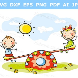 Fröhliche Doodle-Karikatur-Kinder, die auf dem Spielplatz spielen. Kinder Clipart, handgezeichnete Vektorgrafik. Lächelnde Kinder reiten auf der Schaukel