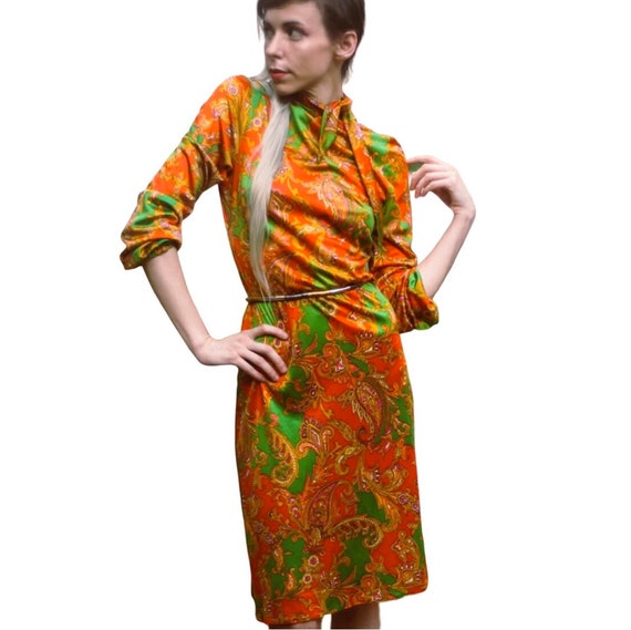 1970s Mod Paisley Print Bright Orange Shift Dress