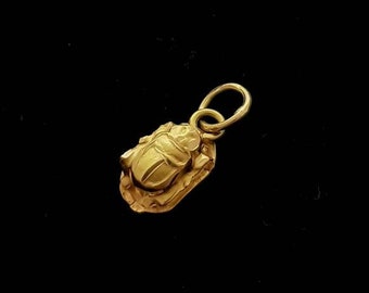 18k Solid Gold Scarab Pendant, Double-sided Scarab, Ancient Egyptian Revival, Scarab Beetle, Gold Scarab Jewelry