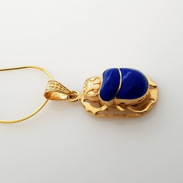 Petit collier scarabée en lapis lazuli, collier scarabée en or vermeil 14 carats, pendentif scarabée bleu, bijoux scarabée égyptien.