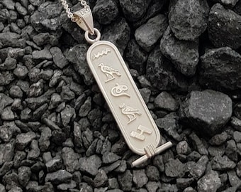 Personalized Cartouche Pendant Name Necklace, Your Name into Ancient Egyptian Hieroglyphic language, Cartouche Jewelry.