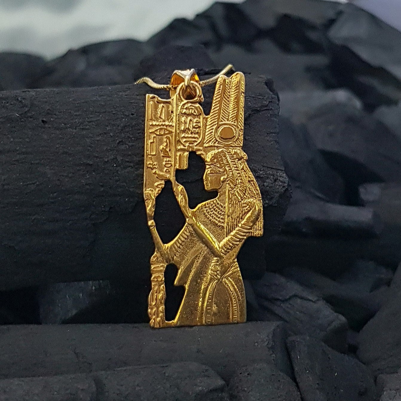 ネフェルタリ ネックレス、スターリング シルバーに 14K ゴールド