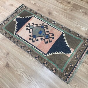 Small Rug, Bath Rug, Door Mat, Floor Mat, Bathroom Rug, Wool Rug, Bohemian Rug, Handmade Rug, Rugs, Vintage Rug, 50 X 102 Cm /  20” X 41&#39;&#39;