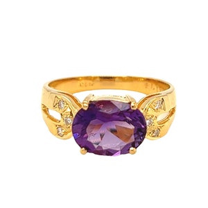 Nari Fine Jewels Oval Amethyst and Diamond Cocktail Ring 14K Yellow Gold