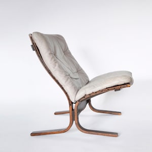 Scandinavian Beige Leather Plywood Siesta Chair Ingmar Relling Westnofa Denmark 1960s Nordic Retro Mid-Century Modern Original Furniture