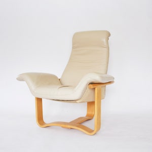 Japandi Beige Bentwood Manta Lounge Chair Ingmar Relling Westnofa Norway 1970s Vintage Scandinavian Mid Century Modern Minimalist Furniture