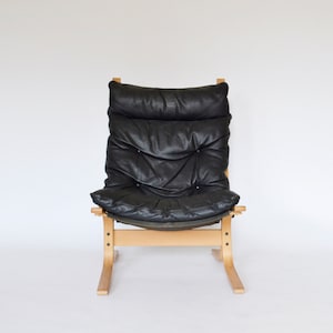 Vintage Black Leather Plywood Highback Siesta Chair Ingmar Relling Westnofa Norway 1960s Scandinavian Mid Century Modern Minimal Furniture