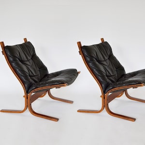 Vintage Black Leather Brown Plywood Siesta Chair Ingmar Relling Westnofa Denmark 1970s set of 2 Scandinavian Mid Century Modern Furniture