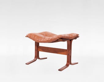 Vintage cognac leer multiplex Siesta poef Ingmar Relling Westnofa Denemarken jaren 70 Scandinavisch modern meubeldesign icoon uit het midden van de eeuw