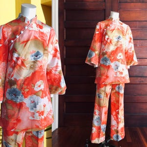 60&#39;s 70&#39;s Vintage Tori Richard Honolulu Abstract Orange Print Asian Top & Pants 2 Piece Set Vintage 1960s Cheongsam Tropical Color Pant Suit