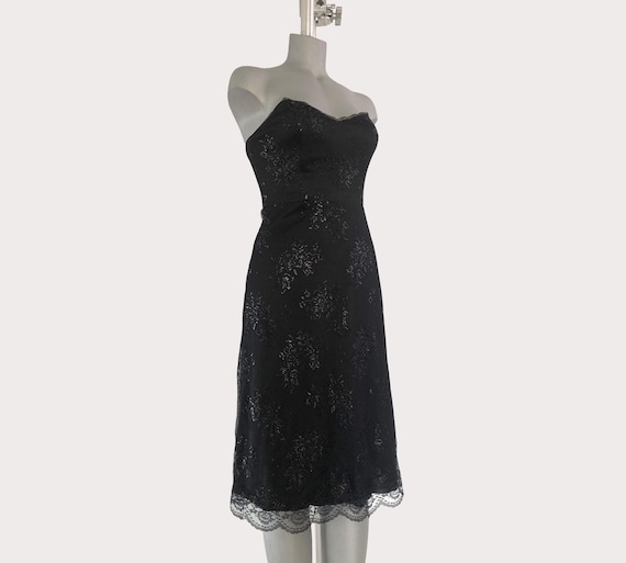 chinese dress ladies Amazon.com: Plus Size Cocktail Dresses for Women Black Lace Wedding Guest  Funeral Party Bell Long Sleeve Semi Formal Bodycon Dress : Clothing, Shoes  & Jewelry