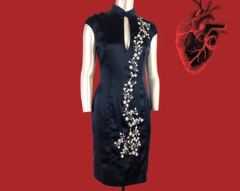 90s Vintage Dark Blue Silk Dress W/ White Floral Embroideries Hourglass Evening Dress Plunging Neck Line Flavio Castellani Italian Designer