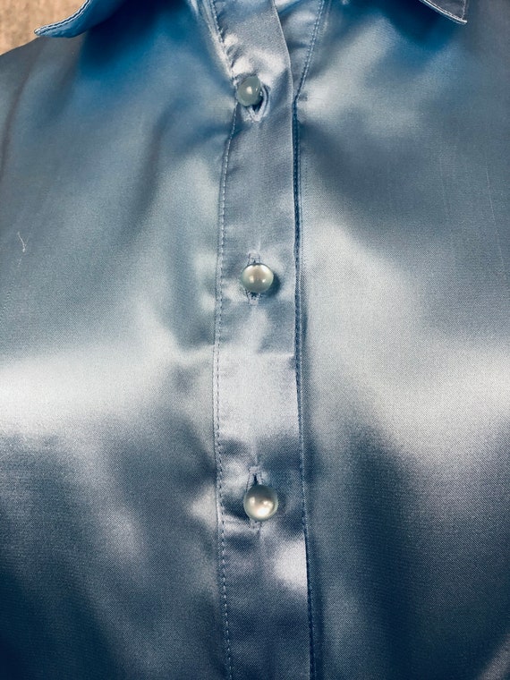 90's Short Sleeves Satin Metallic Baby Blue Colla… - image 4