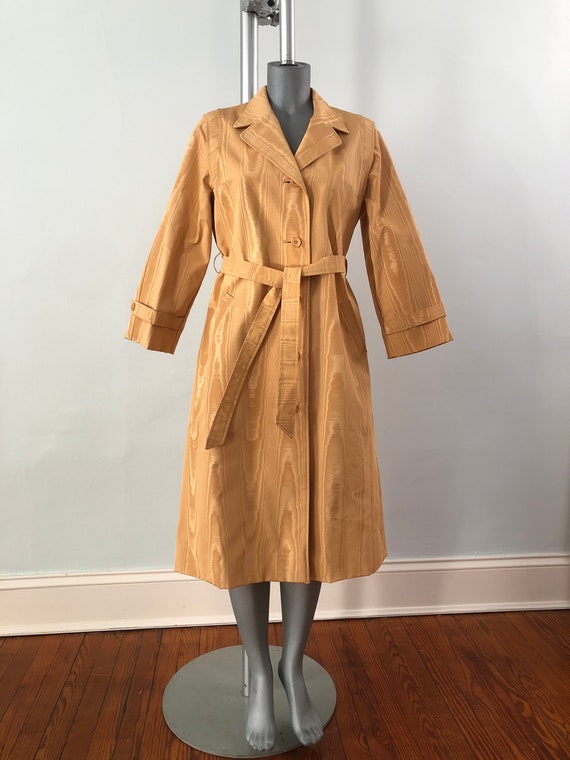 60’s 70’s Vintage Moire Yellow Gold Belted Coat C… - image 3