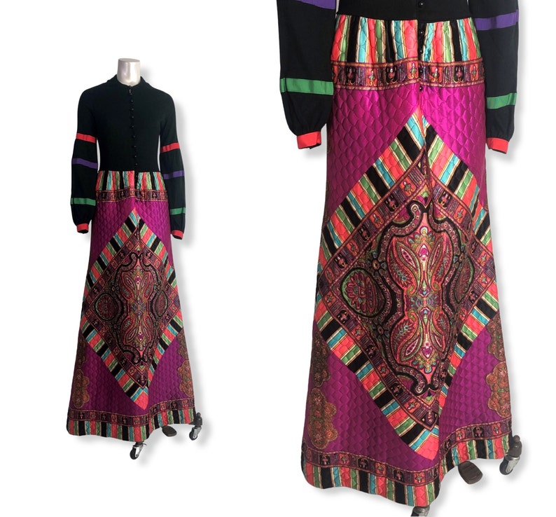 Robe d'hôtesse longue géométrique noire multicolore vintage des années 70 à manches longues et une ligne image 1
