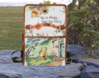 Winnie the Pooh ∙ Messenger Bag ∙ Limited Edition ∙ 100 Acre Wood ∙ Pooh and Piglet ∙ Commuter Bag ∙ Crossbody Bag ∙ School Bag ∙ Art Bag