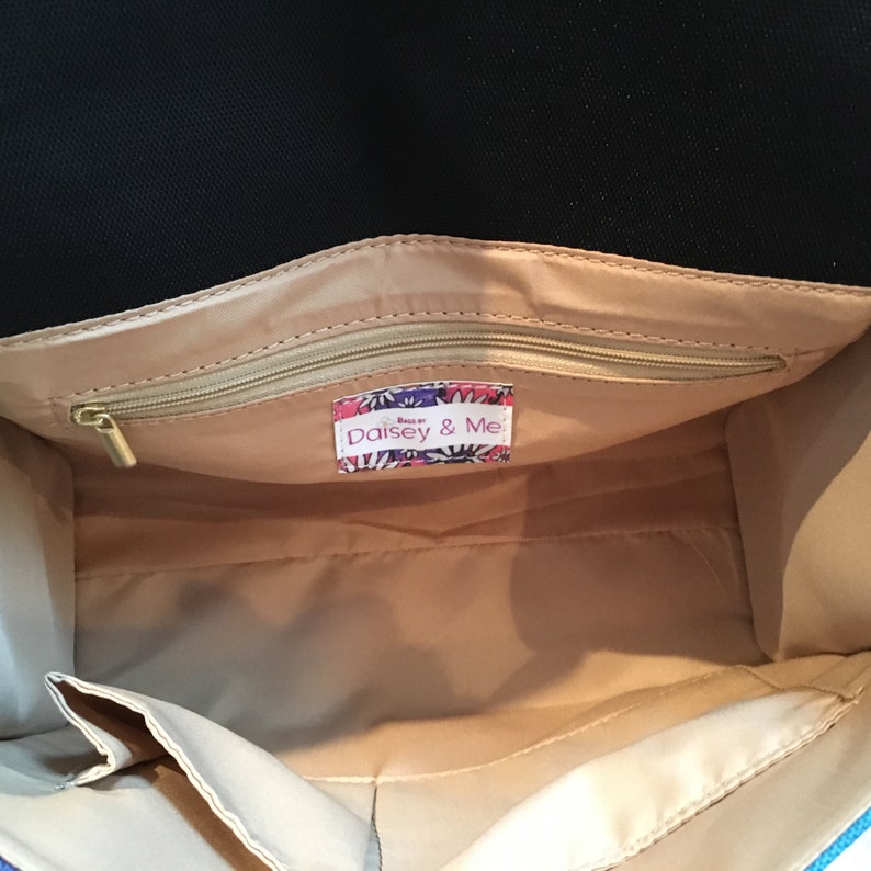 Floral Messenger Tote \u2219 Floral Messenger \u2219 Floral Pattern \u2219 Illustrated Messenger Bag \u2219 Fashionista Bag \u2219 Bohemian Floral Tote \u2219 Office Bag