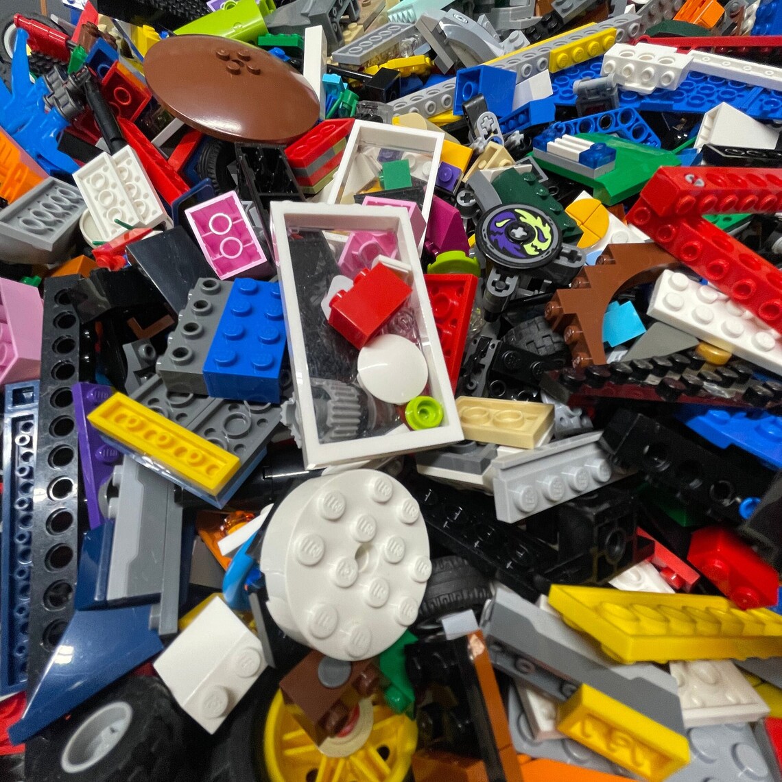 2 POUNDS of GENUINE LEGO Pieces! Bricks and Parts Huge Variety Mix ...