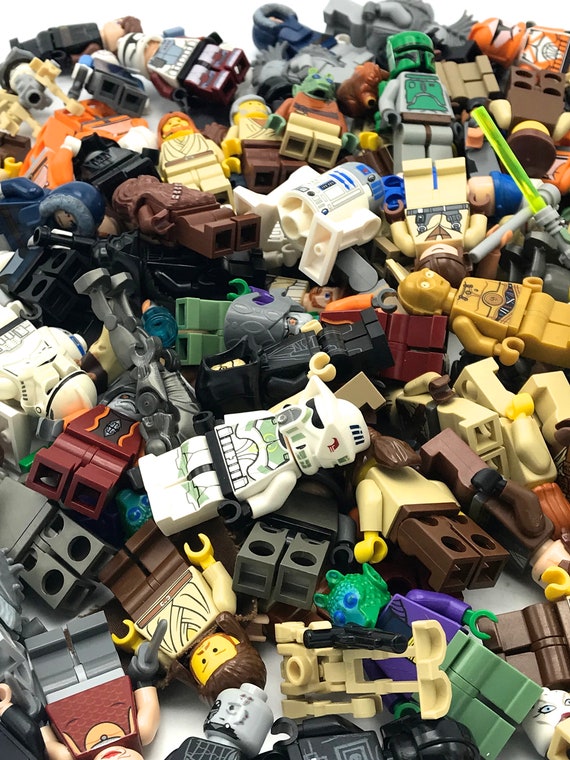 10 STAR WARS Lego Minifigures Random Grab Bag Collectible & Vintage Figures  Fun Gift Variety Jedi Clone Troopers Sith C3p0 Mix 