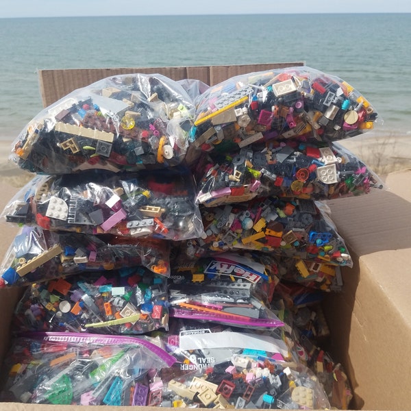 Des Legos à la livre ! 1 livre de véritables pièces de la marque Lego, choisies au hasard, sur 500 briques !