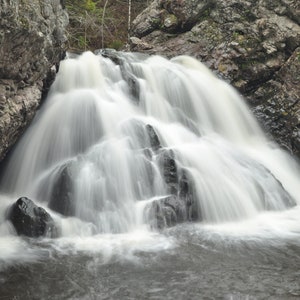 Waterfalls image 1