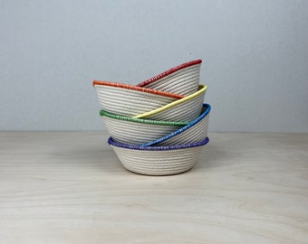 Set of 6 Small bowls in rainbow colours