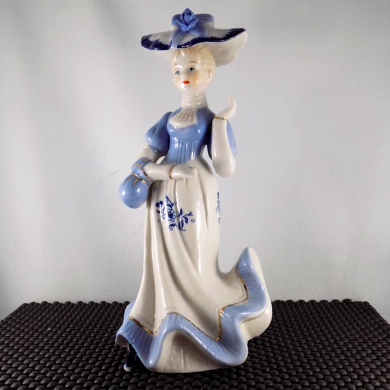 Vintage Ceramic Lady Figurine Blue and White Ceramic Lady Etsy