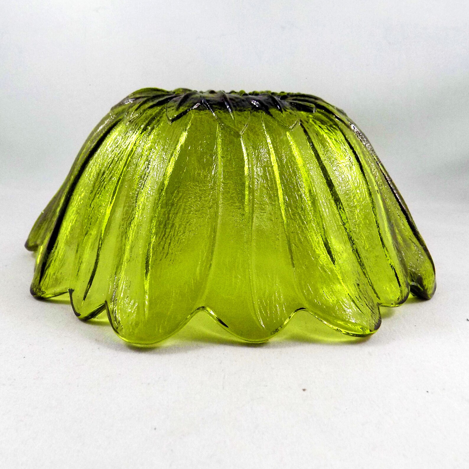 Vintage Green Glass Bowls Green Salad Bowls Bowls with Etsy