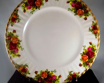 Old Country Roses, Vintage Royal Albert, Dinner Plates, Vintage China, Made in England